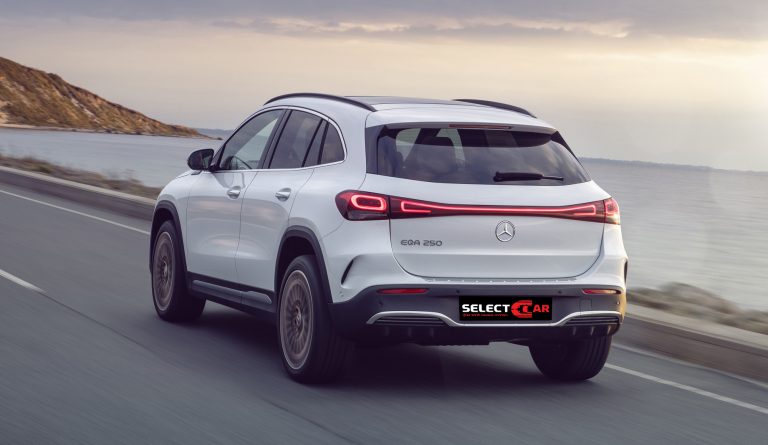 Mercedes-EQ, EQA 250, Edition 1, Fahraufnahme, digitalweiss. EQA 250 (Stromverbrauch kombiniert: 15,7 kWh/100 km; CO2-Emissionen kombiniert: 0 g/km);Stromverbrauch kombiniert: 15,7 kWh/100 km; CO2-Emissionen kombiniert: 0 g/km*
Mercedes-EQ, EQA 250, Edition 1, driving shot, digital white. EQA 250 (combined power consumption: 15.7 kWh/100 km, combined CO2 emissions: 0 g/km);Combined power consumption: 15.7 kWh/100 km, combined CO2 emissions: 0 g/km*